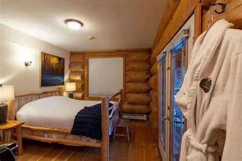 Room 1 at Jehoven's Garden Resort